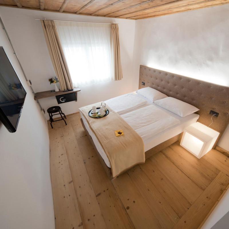Sir Thomas Bed And More Bozen Exterior foto